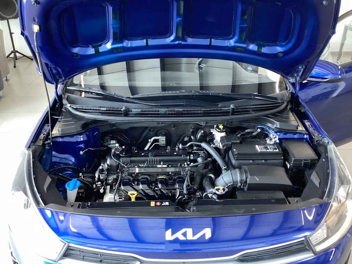 2023 Kia KIA RIO SEDAN 4p L L41.6 Man