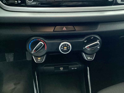 2021 Kia KIA RIO HB 5p LX L4/1.6 Man