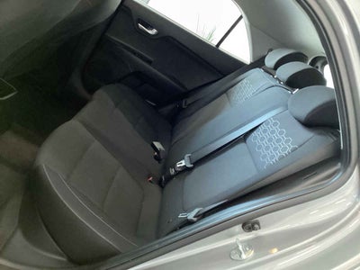2021 Kia KIA RIO HB 5p LX L4/1.6 Man