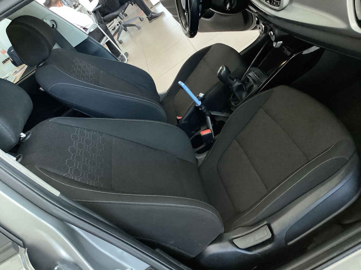 2021 Kia KIA RIO HB 5p LX L4/1.6 Man