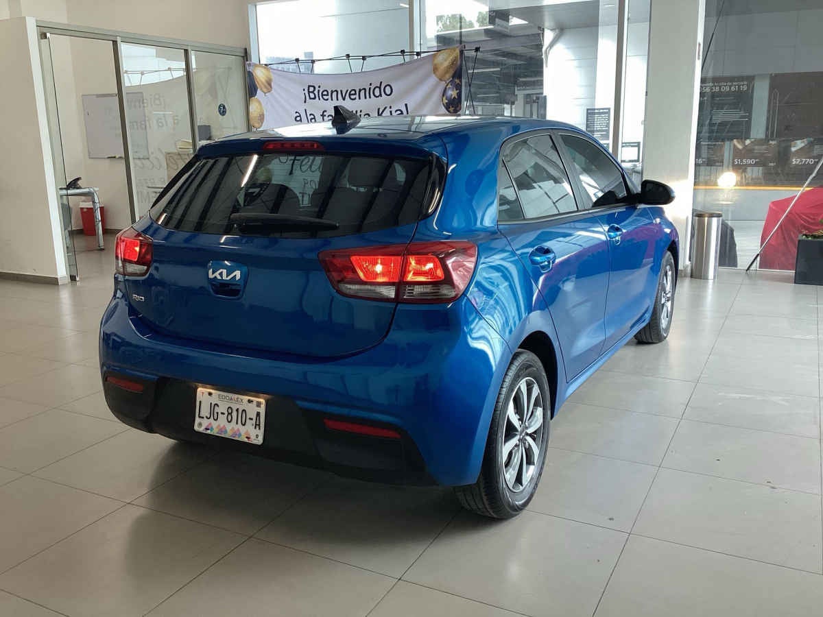 2023 Kia KIA RIO HB 5p LX L4/1.6 Aut