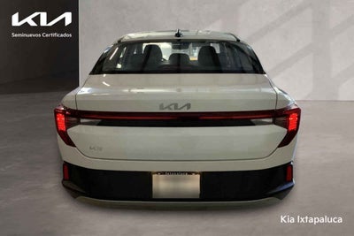 2027 Kia K3 4p LX L4/1.6 Aut