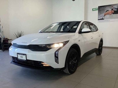 2027 Kia K3 4p LX L4/1.6 Aut
