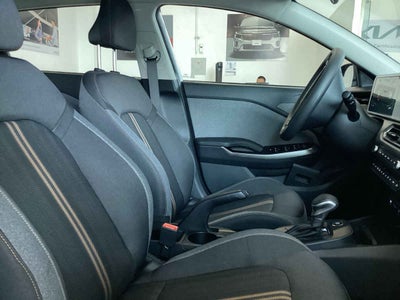 2027 Kia K3 5p EX L4/1.6 Aut