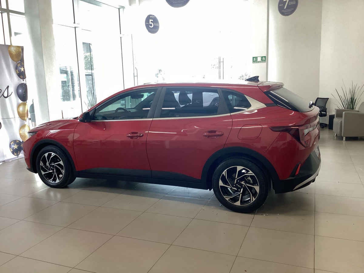 2025 Kia K3 4p EX Pack L4/1.6 Aut