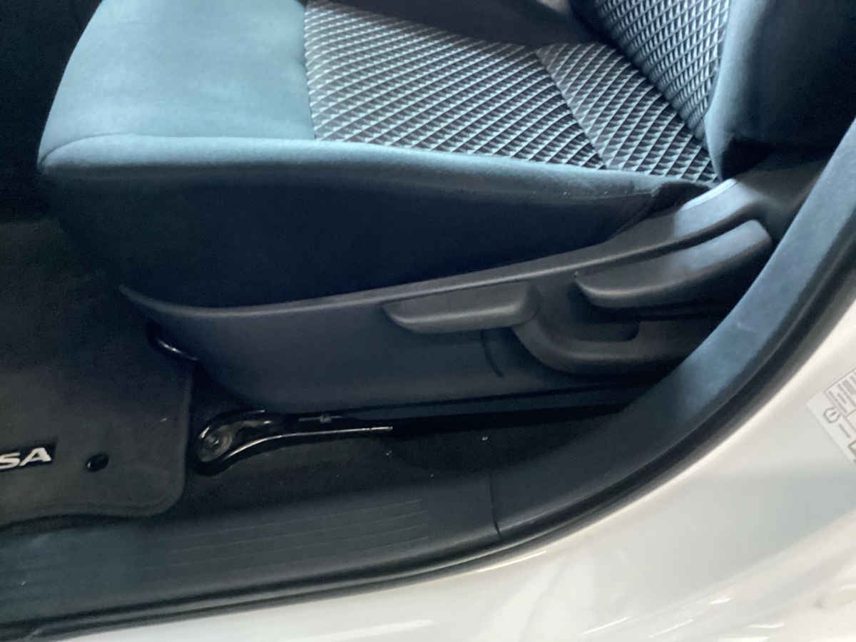 2025 Nissan Versa 4p Sense L4/1.6 Aut