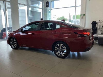 2020 Nissan Versa 4p Platinum L4/1.6 Aut