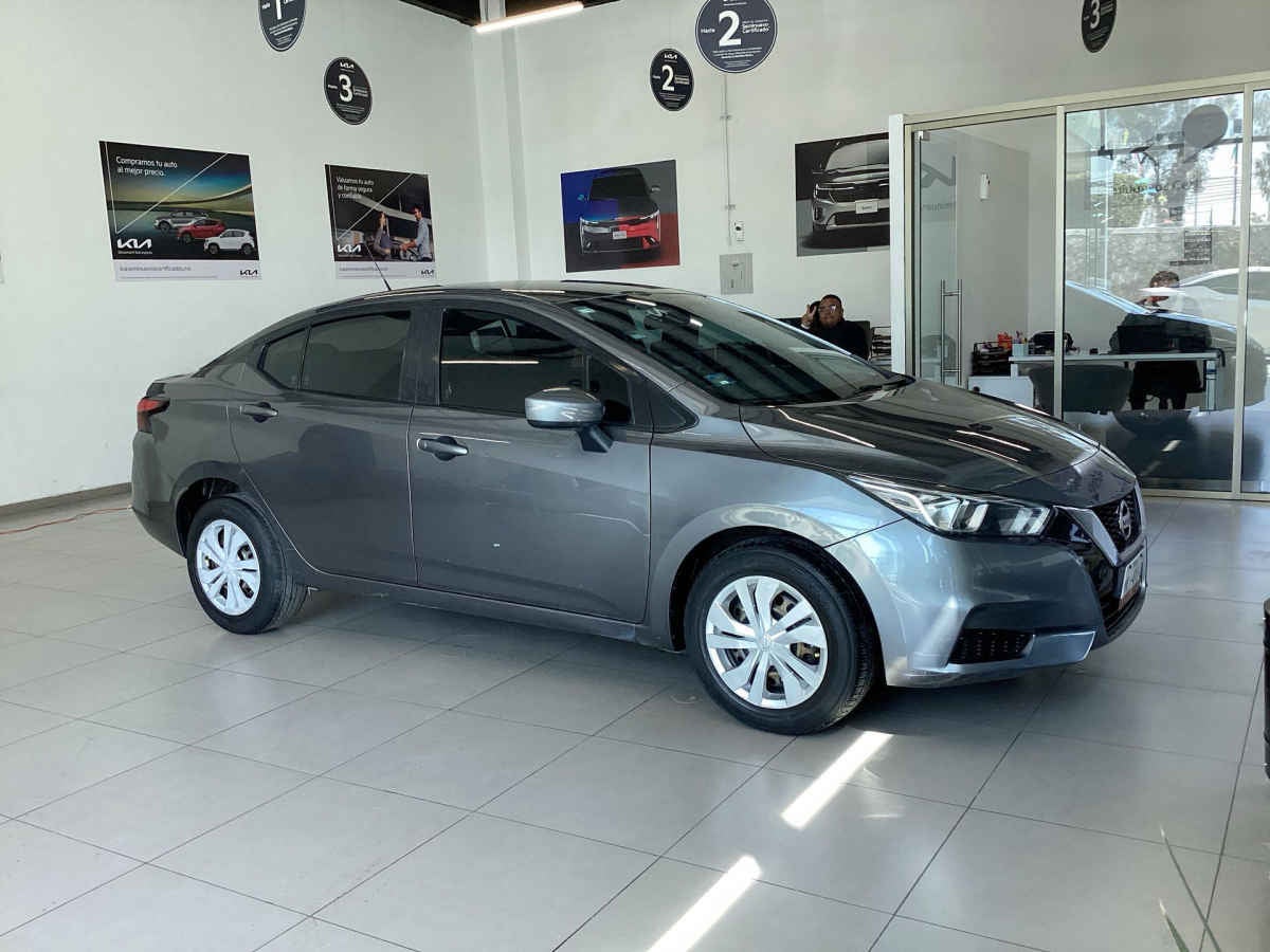 2020 Nissan Versa 4p Sense L4/1.6 Man