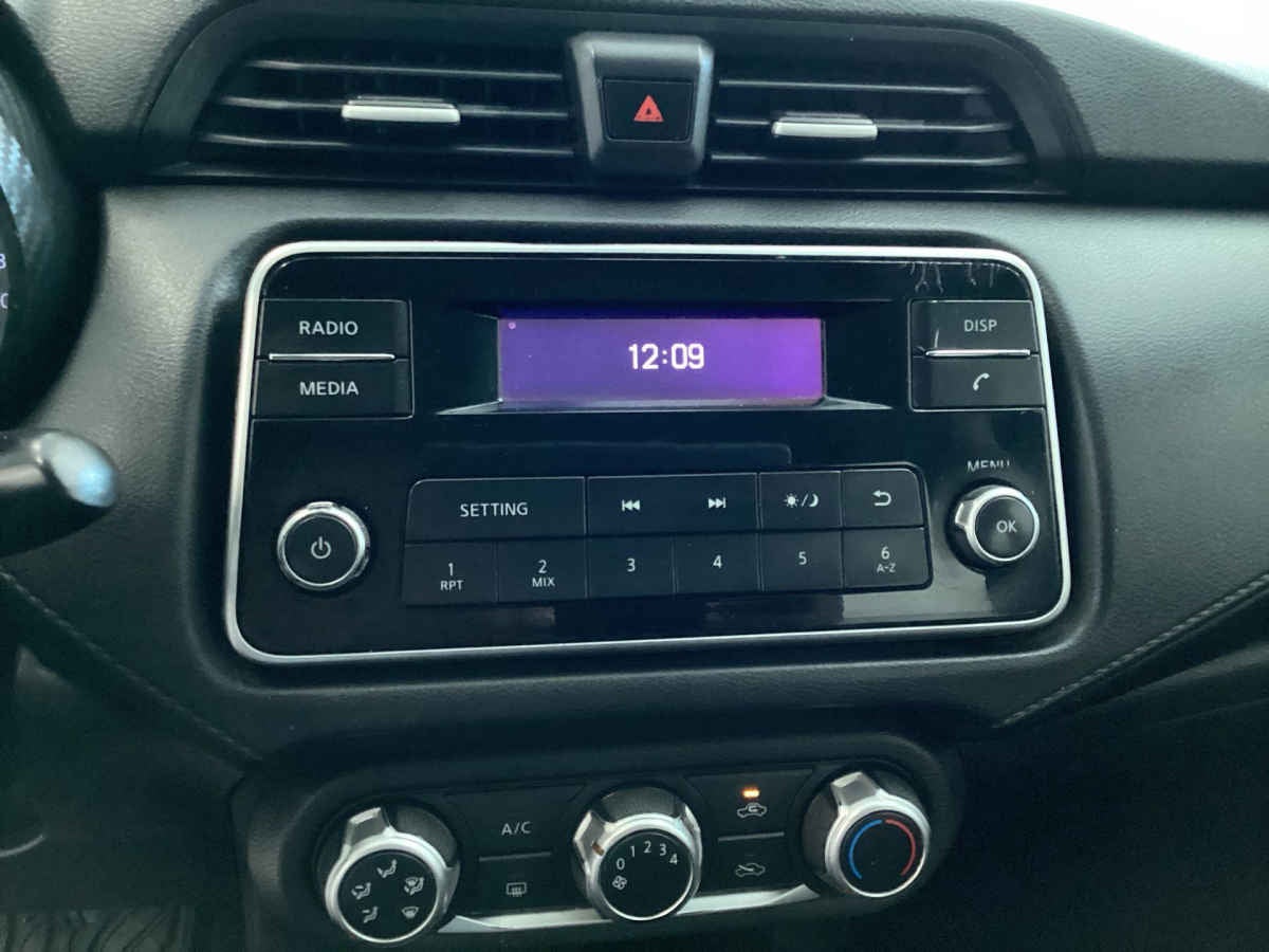 2020 Nissan Versa 4p Sense L4/1.6 Man