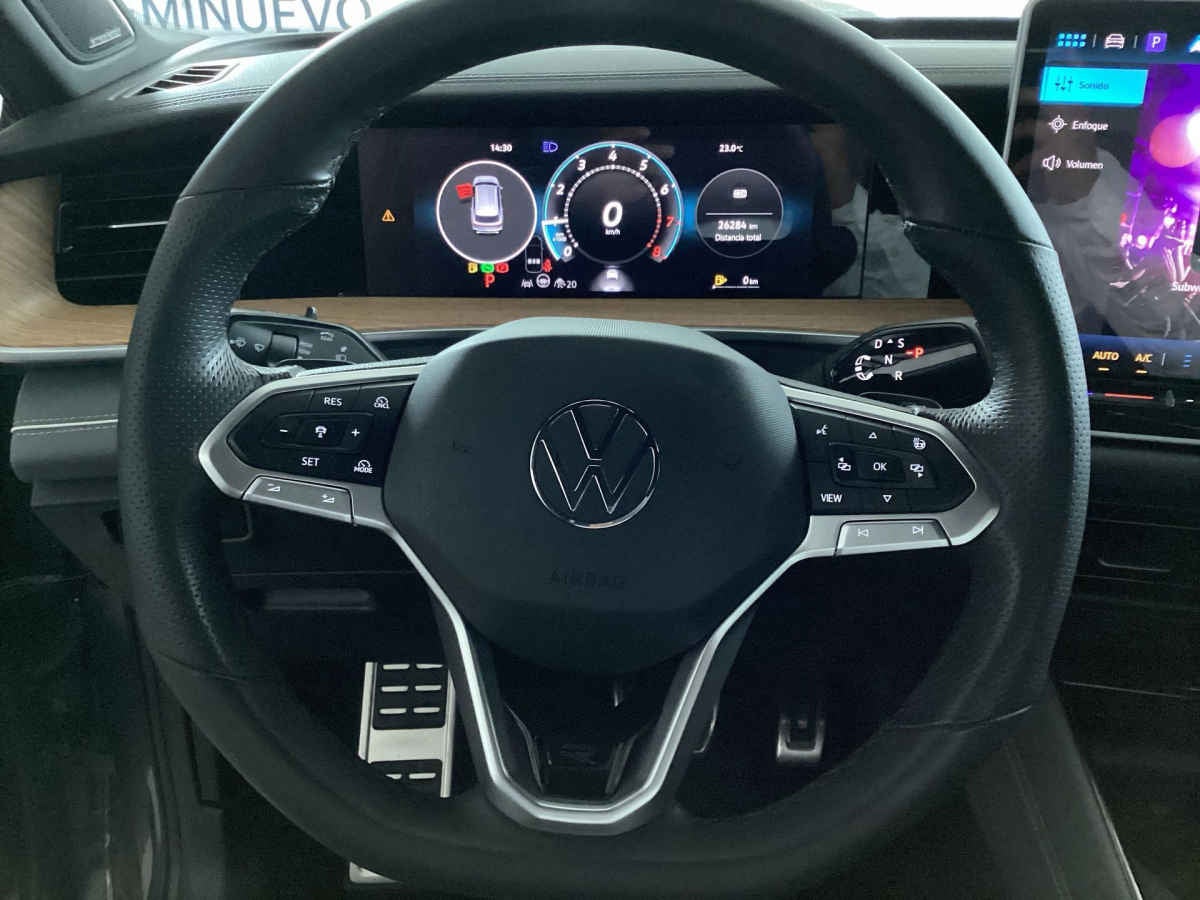 2025 Volkswagen Tiguan 5p R-Line L4/1.4/T Aut