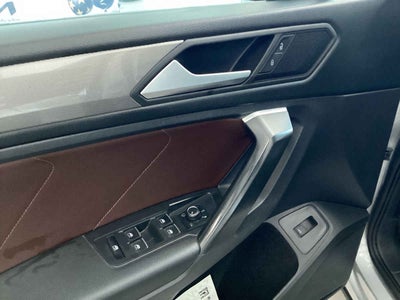 2022 Volkswagen Tiguan 5p R-Line L4/1.4/T Aut