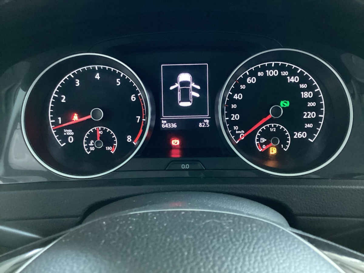 2019 Volkswagen Golf 5p Comfortline L4/1.4/T Aut