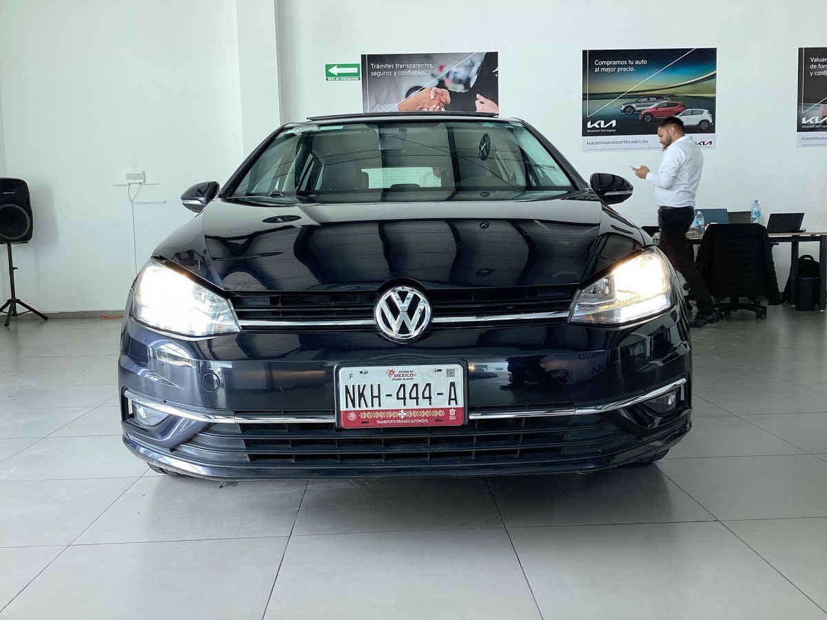 2019 Volkswagen Golf 5p Comfortline L4/1.4/T Aut