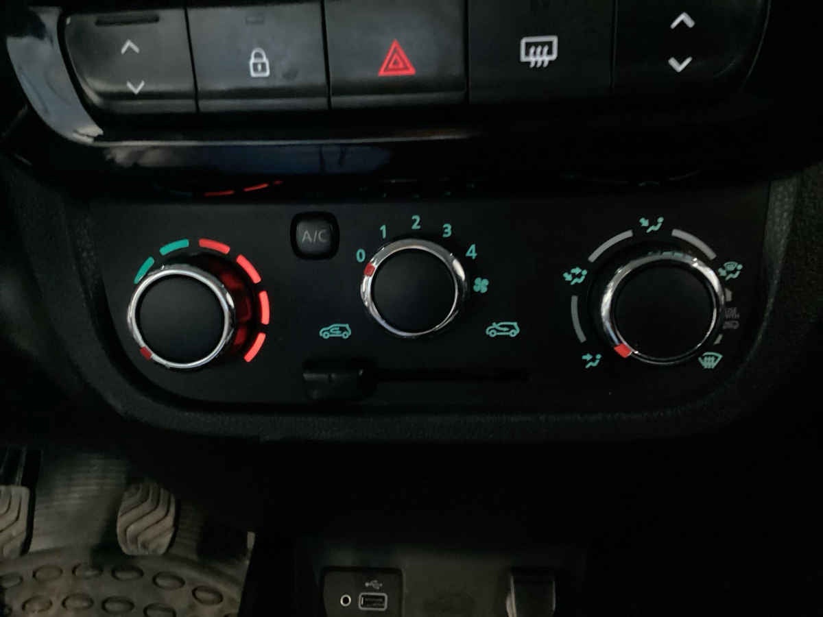 2023 Renault Kwid 5p Bitono L3/1.0 Man