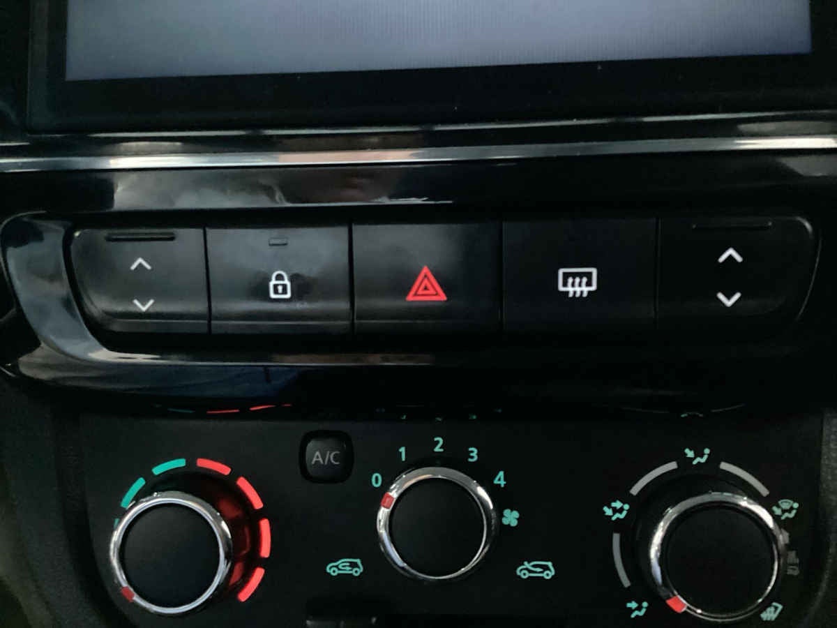 2023 Renault Kwid 5p Bitono L3/1.0 Man