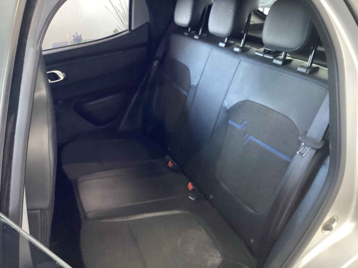 2023 Renault Kwid 5p Bitono L3/1.0 Man