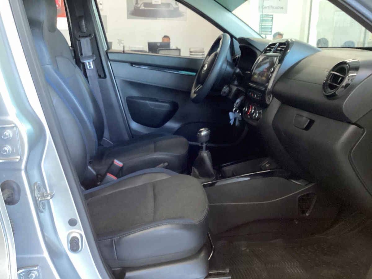 2023 Renault Kwid 5p Bitono L3/1.0 Man