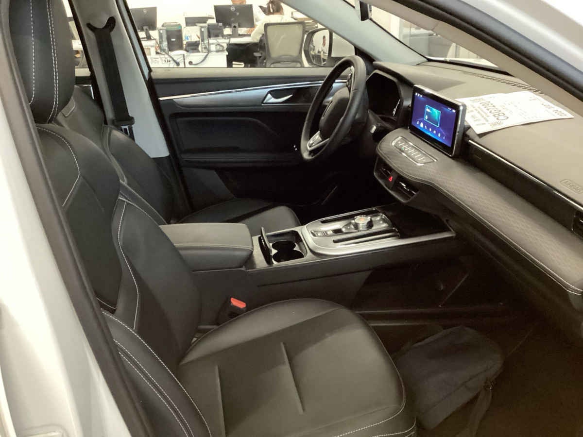 2025 HAVAL Jolion 5p Premium HEV L4/1.5/T Aut 1.67 kwh