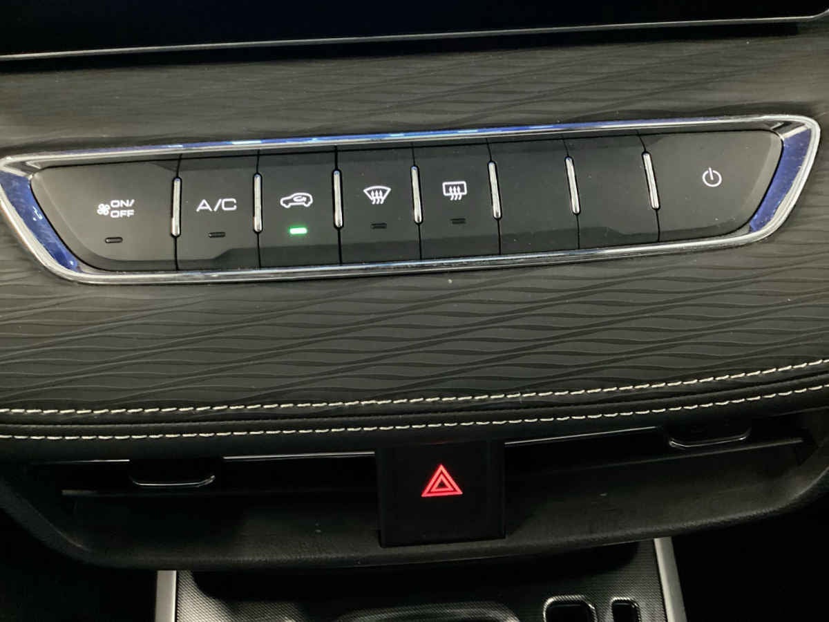 2025 HAVAL Jolion 5p Premium HEV L4/1.5/T Aut 1.67 kwh