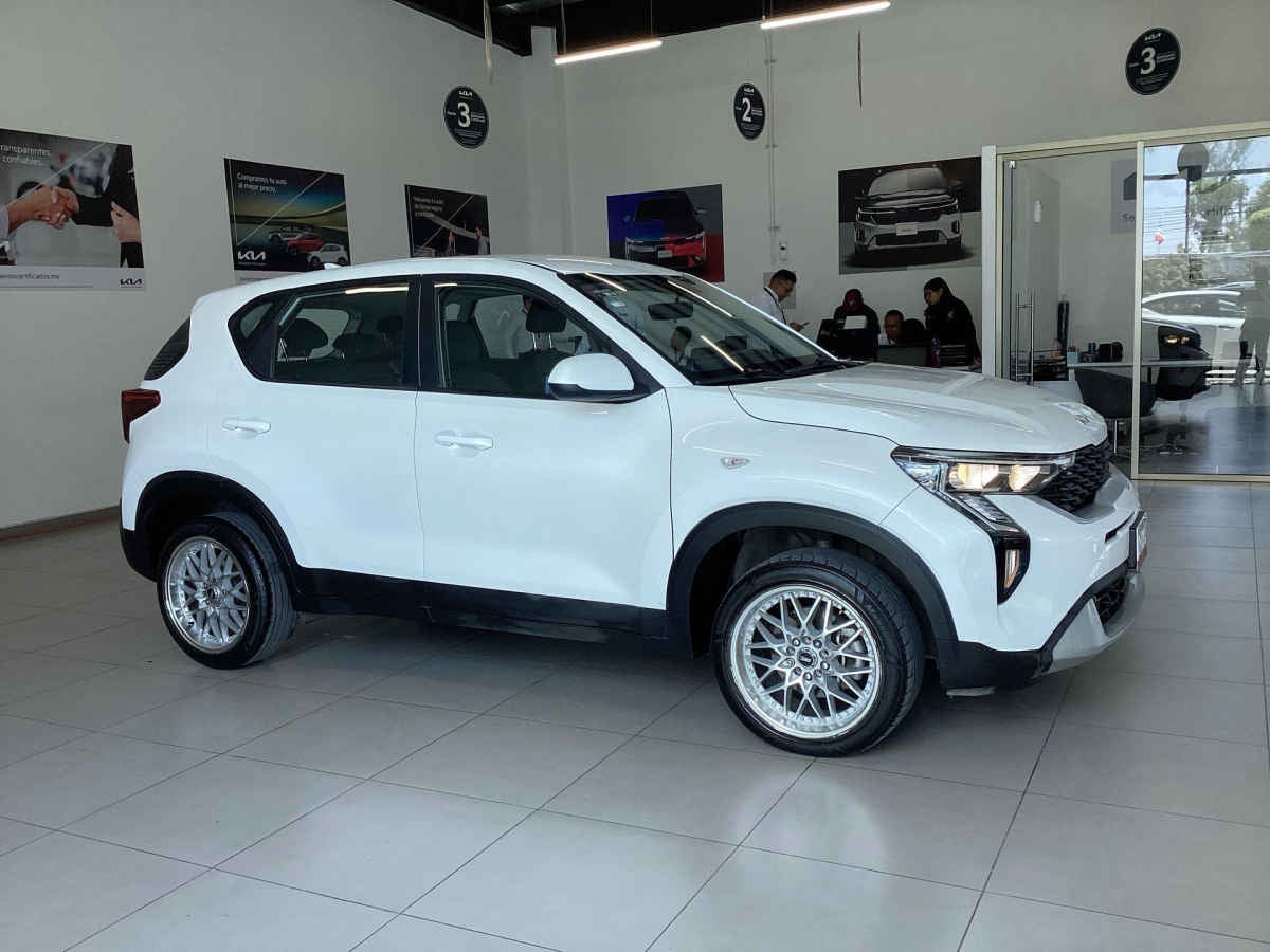 2024 Kia Sonet 5p LX L4/1.5 Man