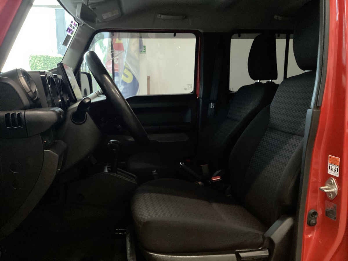 2025 Suzuki Jimny 5p GLX L4/1.5 Aut