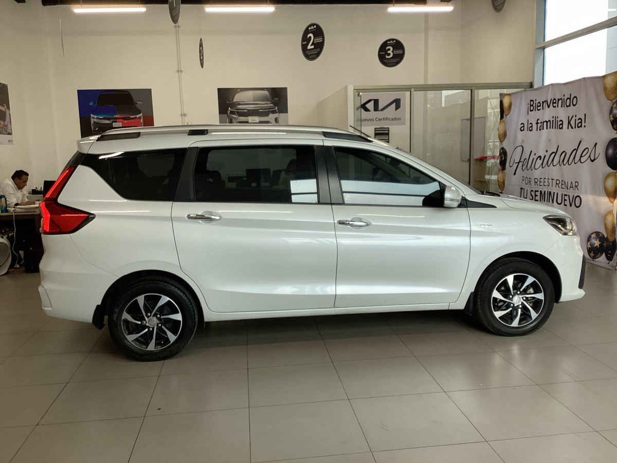 2024 Suzuki Ertiga 5p Boostergreen GLX HEV L4/1.5 Aut.