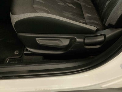 2025 Kia K3 4p LX L4/1.6 Aut