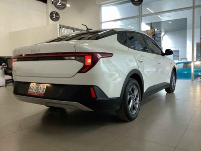2025 Kia K3 4p LX L4/1.6 Aut