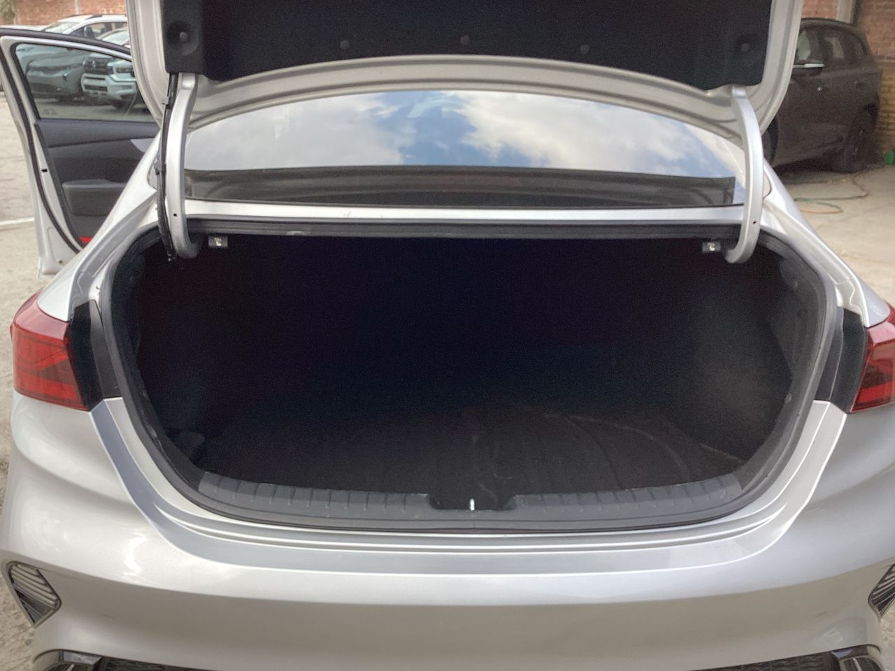 2023 Kia Forte 2.0 Lx Sedan At