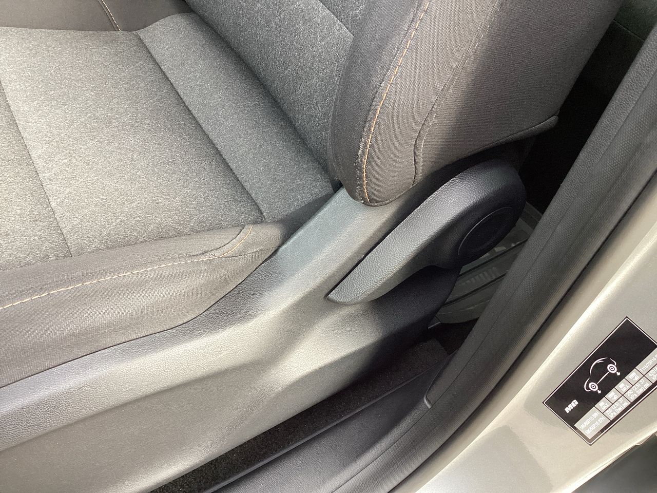 2025 MG MG 3 1.5 Cool HB Mt