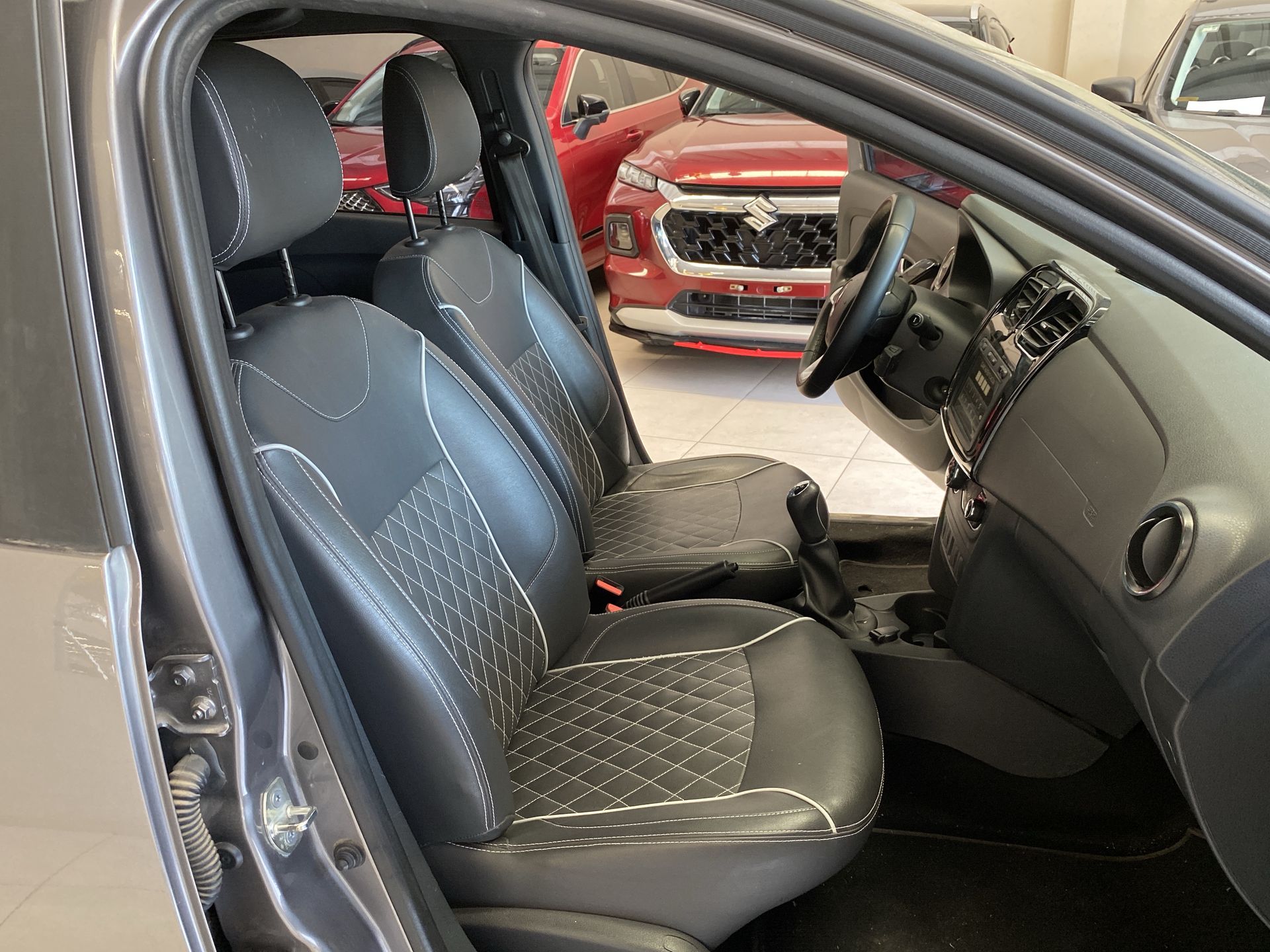 2024 Renault Logan 1.6 Intens Mt