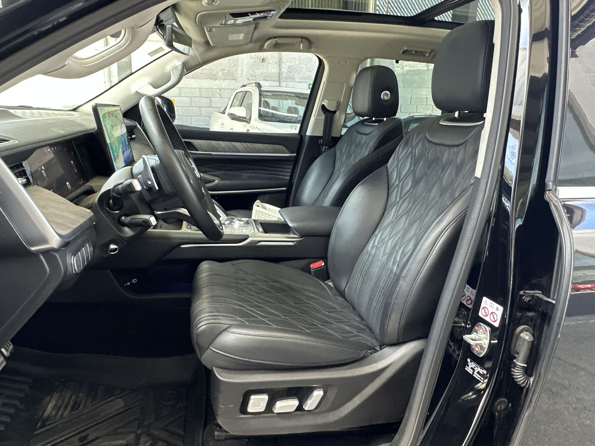 2025 GWM Tank 500 3.0 V6 At