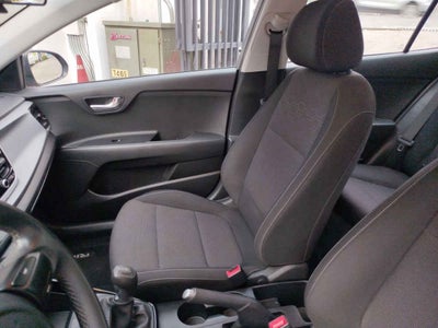 2023 Kia KIA RIO SEDAN 4p LX L4/1.6 Man
