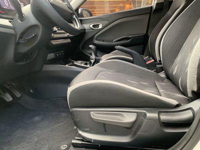 2024 Kia K3 4p LX L4/1.6 Man