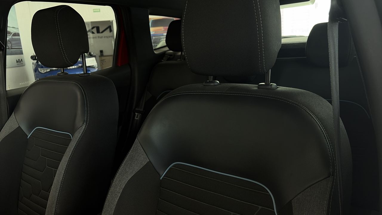2022 Renault Duster 5p Iconic L4/1.6 Man