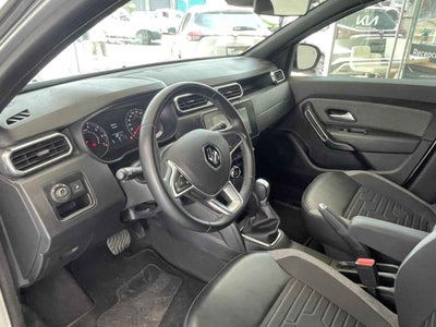 2023 Renault Duster 5p Iconic L4/1.3/T Aut