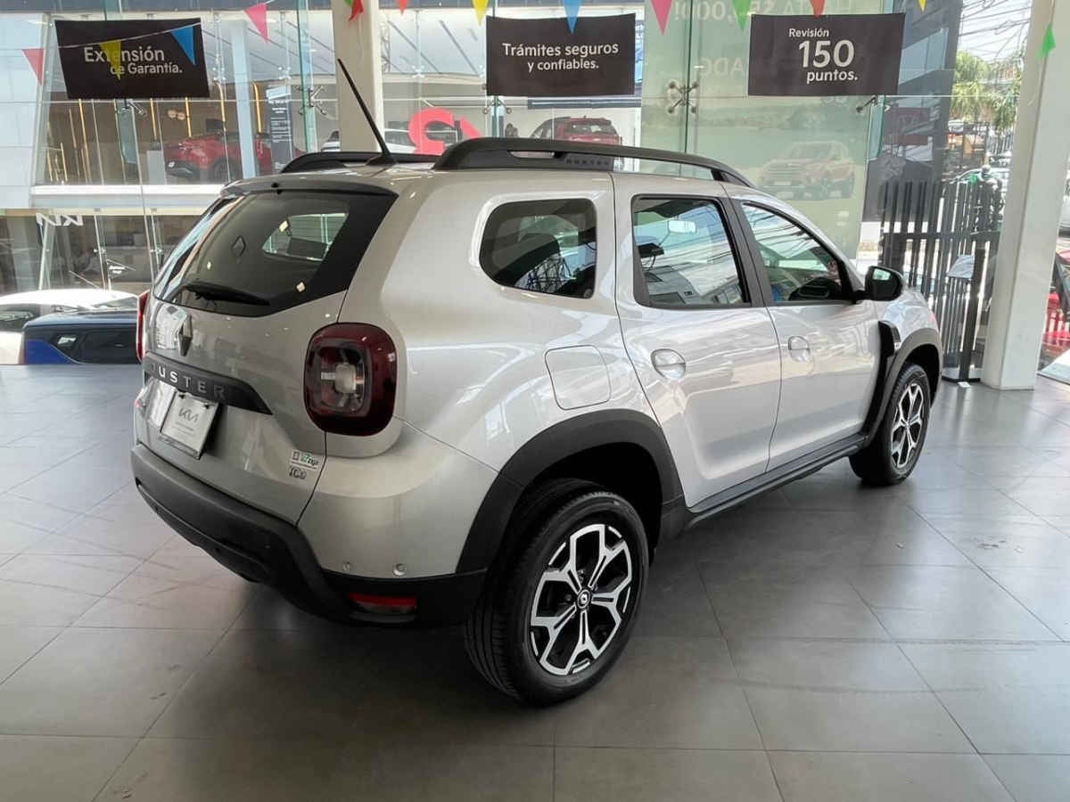 2023 Renault Duster 5p Iconic L4/1.3/T Aut