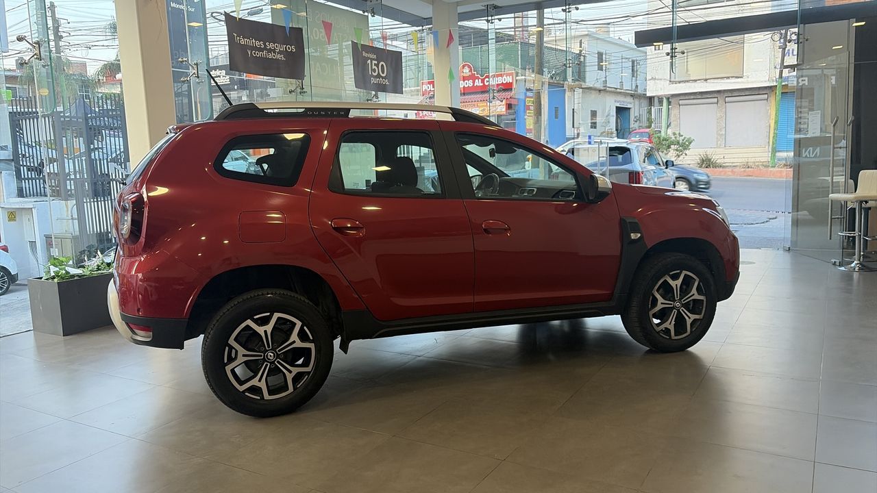 2023 Renault Duster 5p Iconic L4/1.3/T Aut