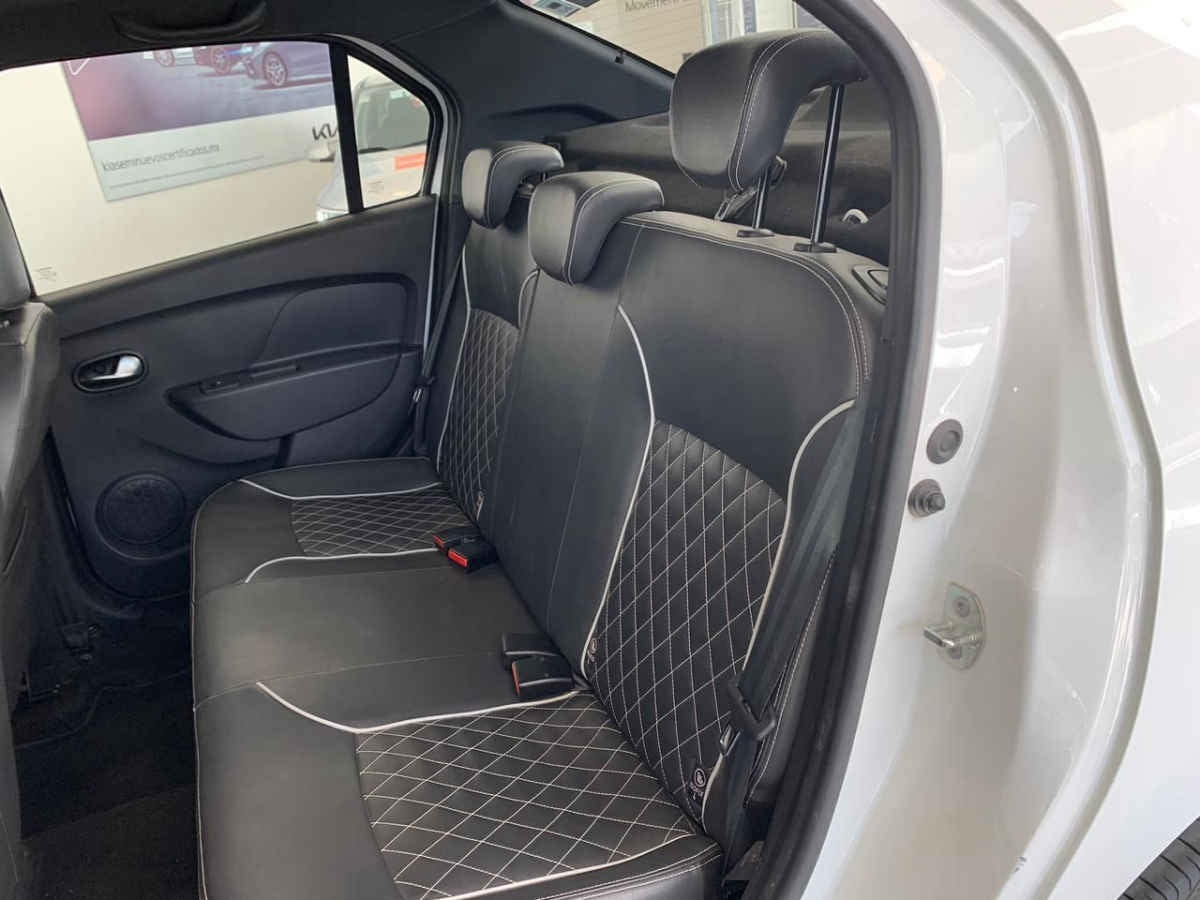 2024 Renault Logan 4p Intens L4/1.6 Aut