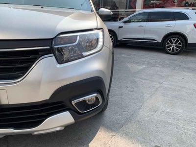 2023 Renault Stepway 5p Intens L4/1.6 Aut