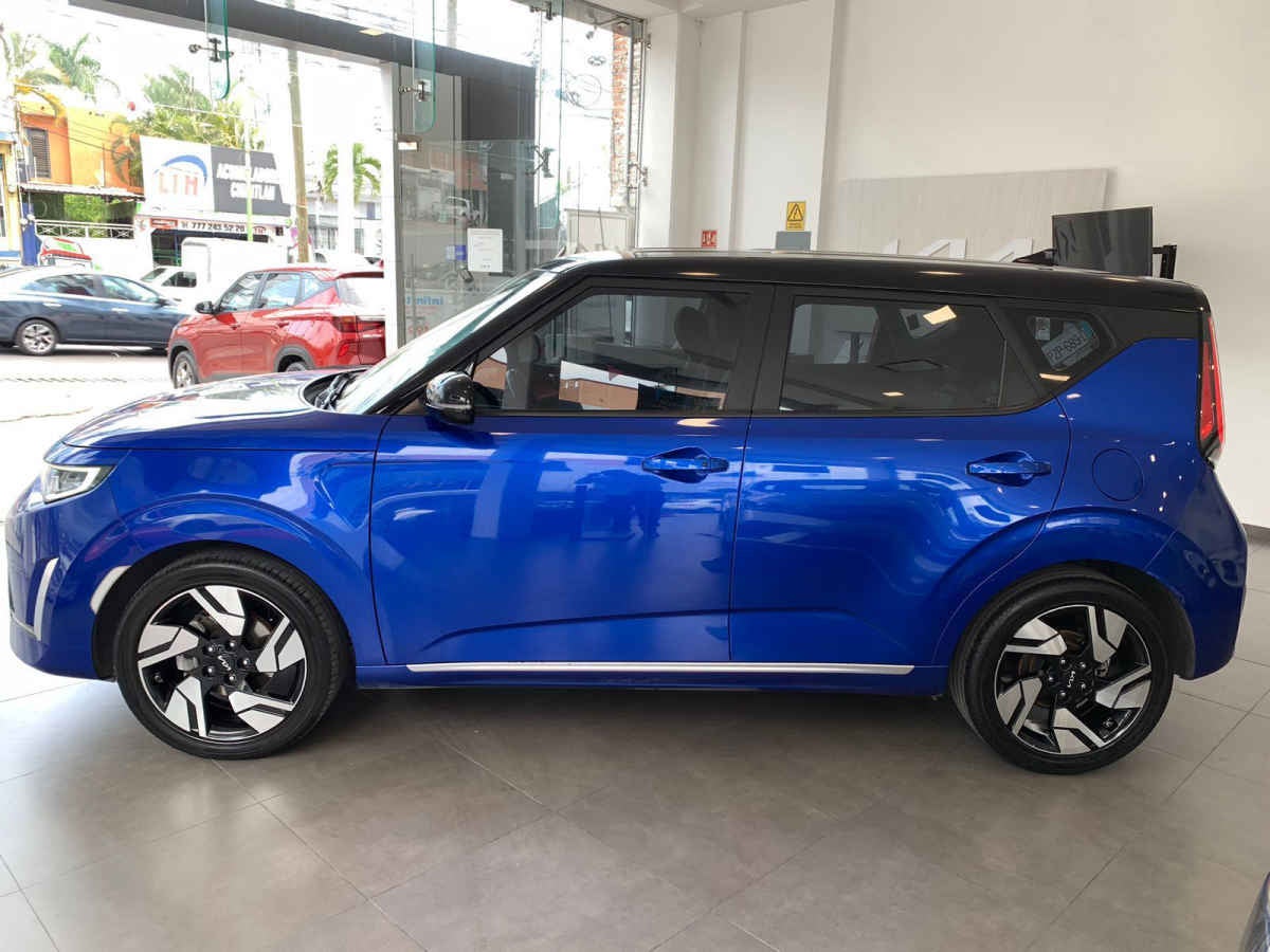 2023 Kia Soul 5p GT L4/2.0/T Aut