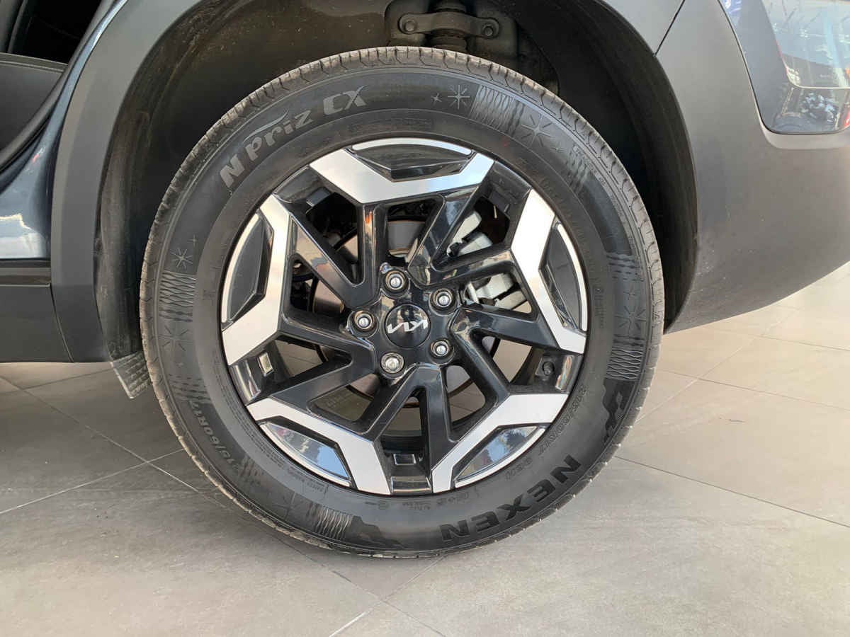 2024 Kia SELTOS 5p SXL L4/1.4/T Aut