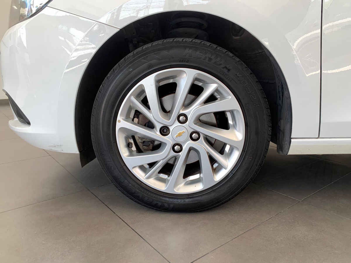 2023 Chevrolet Aveo 4p LT L4/1.5 Man.