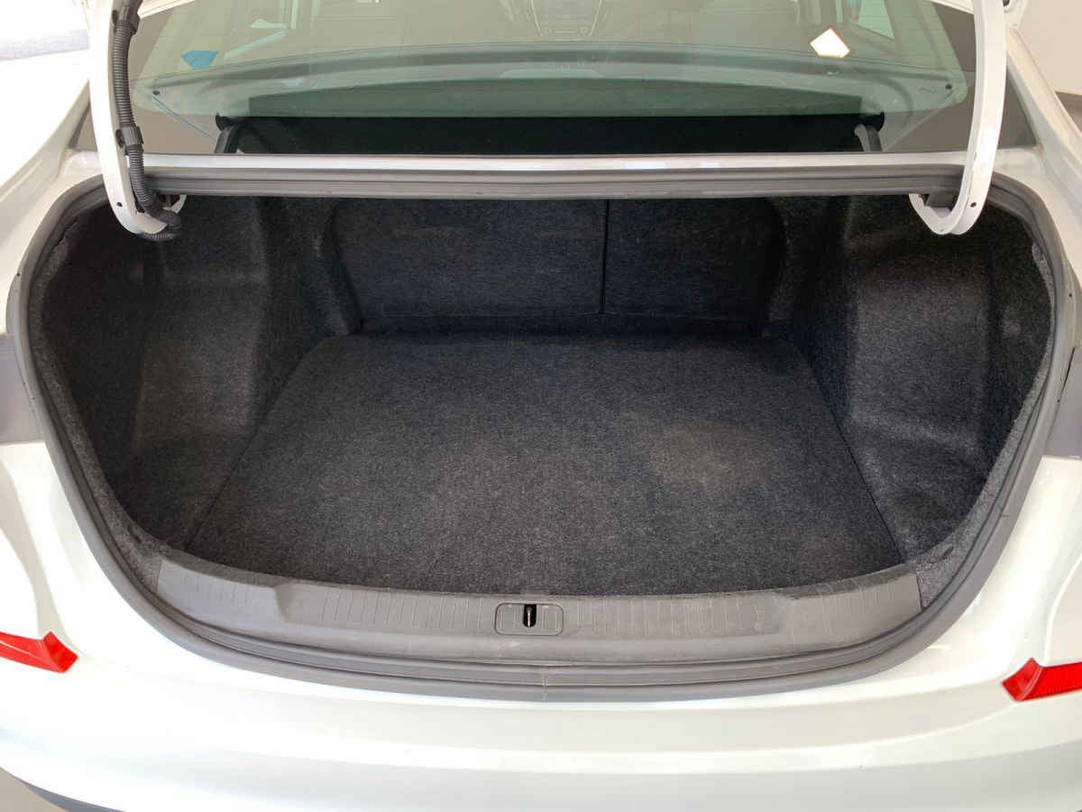 2023 Chevrolet Cavalier 4p LS L3/1.3 Aut