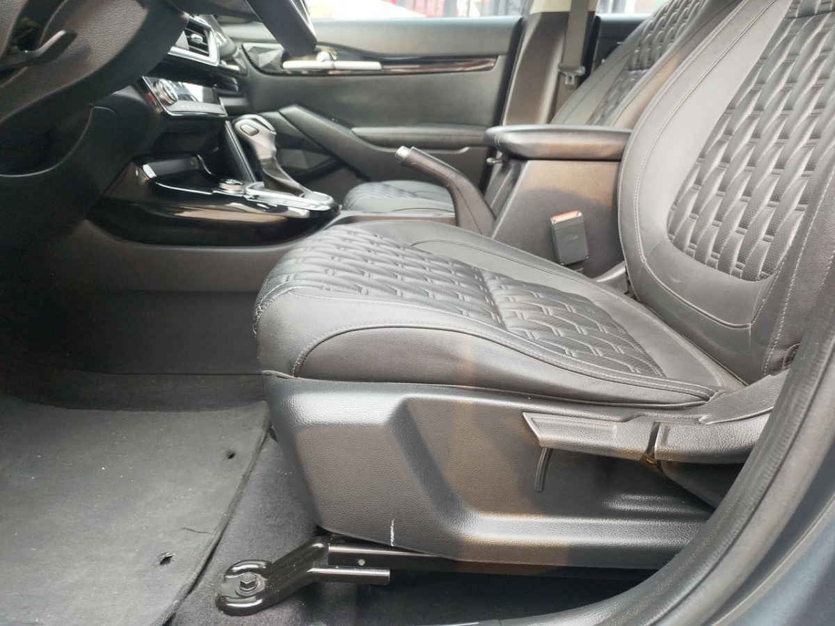 2023 Kia SELTOS 5p SX L4/1.6 Aut