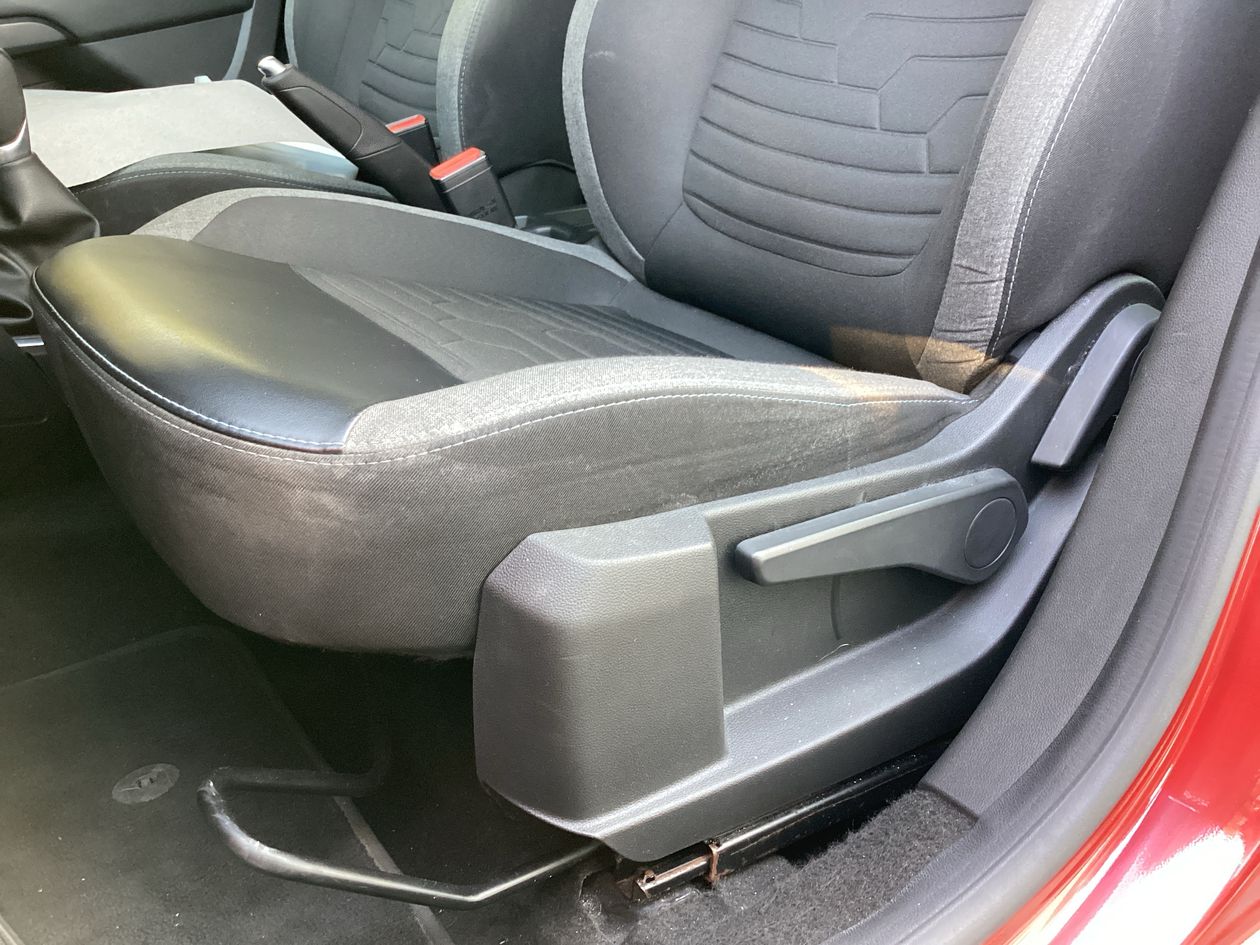 2023 Renault Duster 1.3 Iconic At