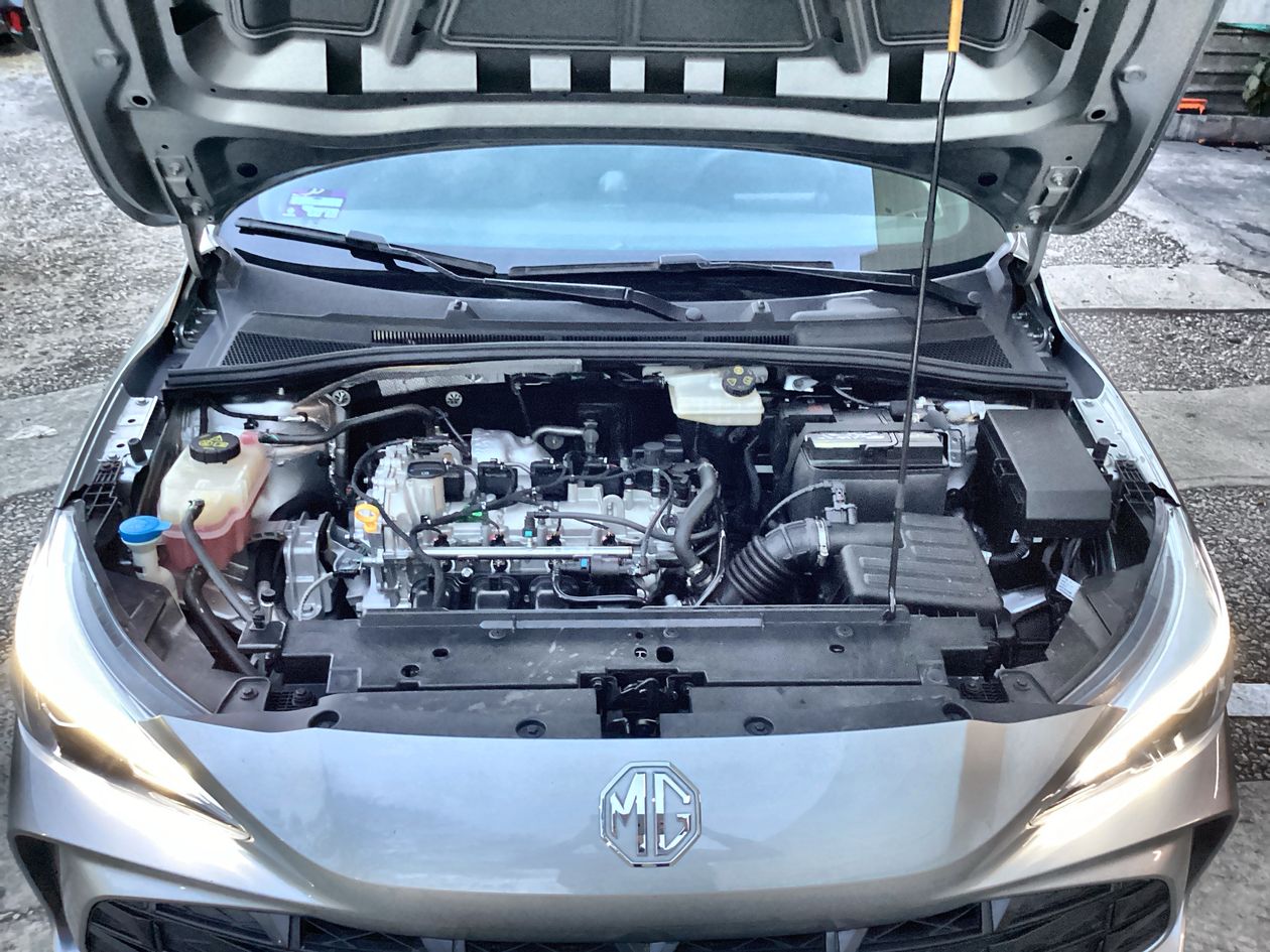 2025 MG MG 3 1.5 Cool HB Mt