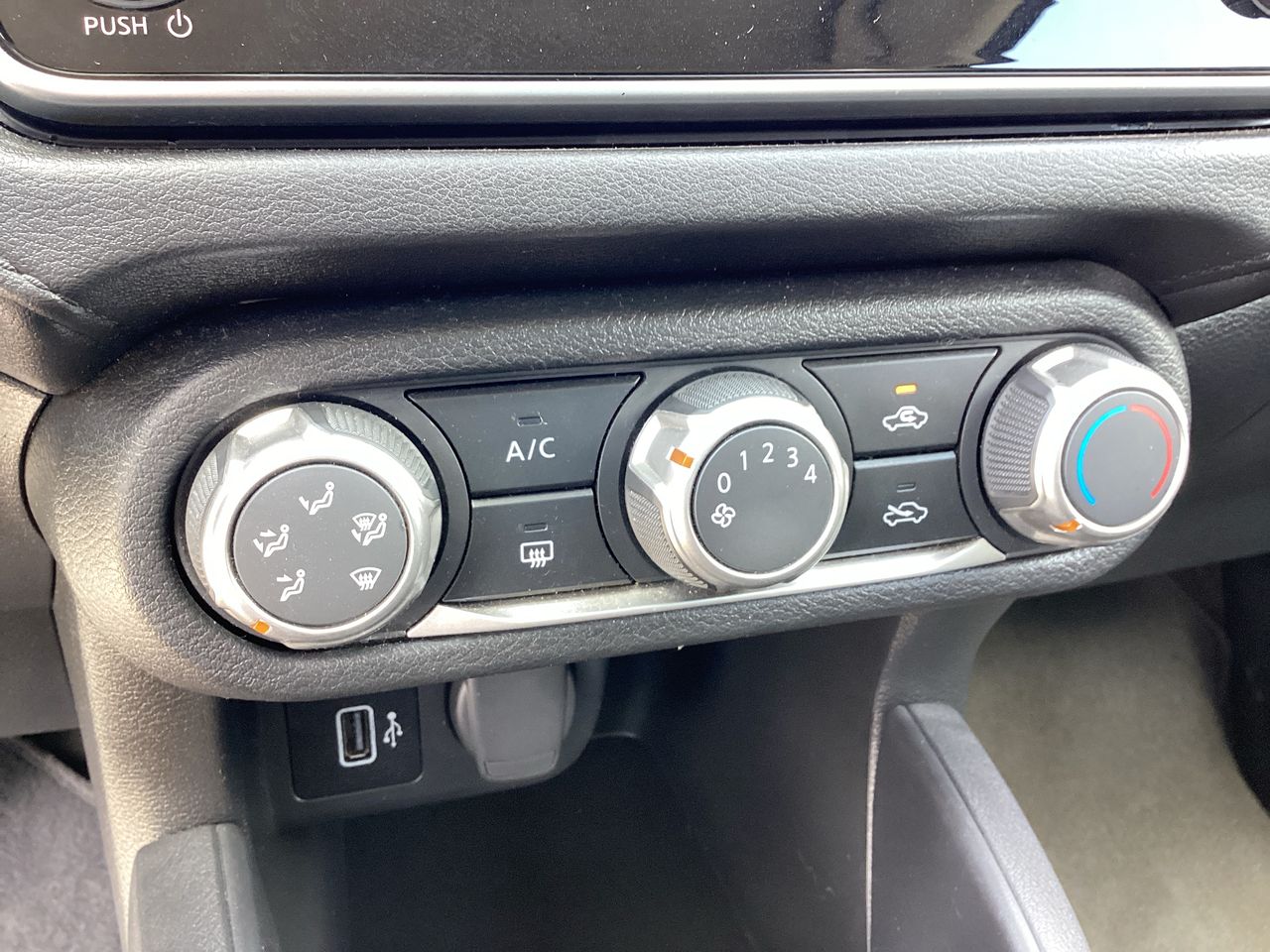 2024 Nissan Versa 1.6 Sense At