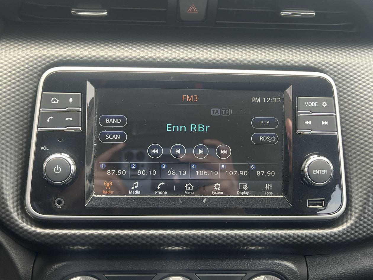 2025 Nissan Kicks 1.6 Play Advance At