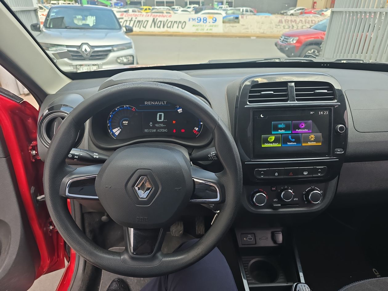 2024 Renault Kwid 1.0 Iconic Mt